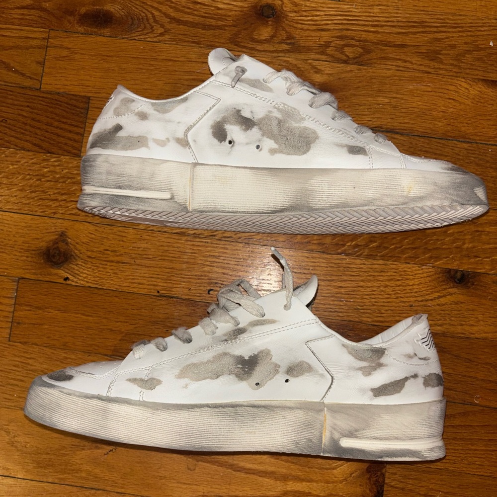 golden Goose stardan in heavy distress. Limited to NYC these are 271/700 - Picture 2 of 8